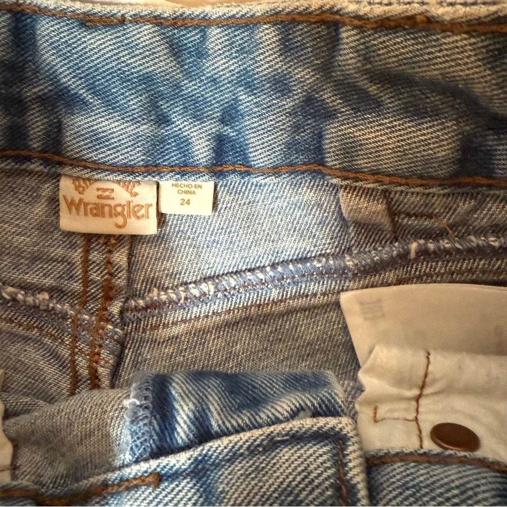 Wrangler x Billabong Patchwork Jeans Women’s 24 High Rise Flare Denim - Picture 6 of 10